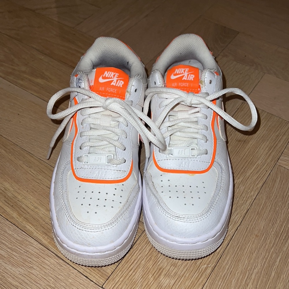 Nike Air Force 1 - Picture 3 of 3